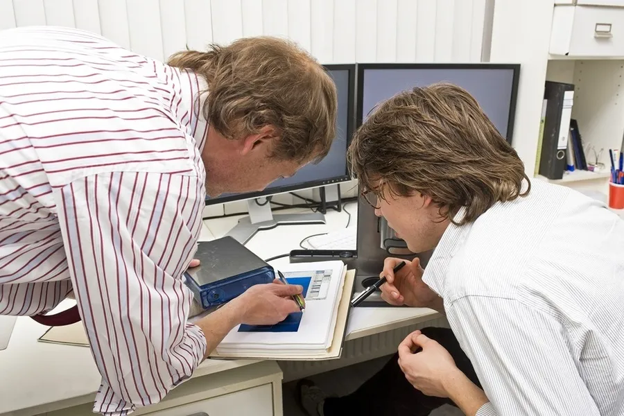 URNA POSTAVKA ŠTUDENTOV