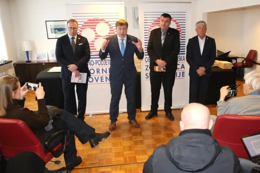 SPOROČILO ZA JAVNOST