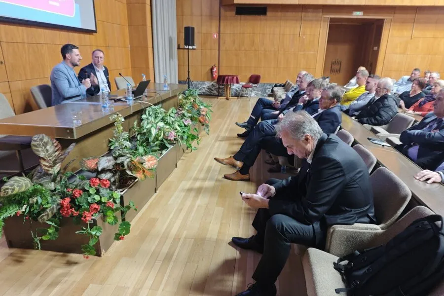 REGIJSKO SREČANJE V KRANJU