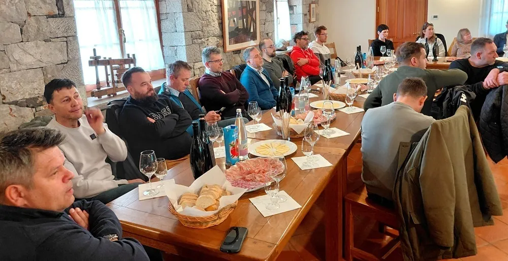 CEMENTNINARJI IN KAMNOSEKI